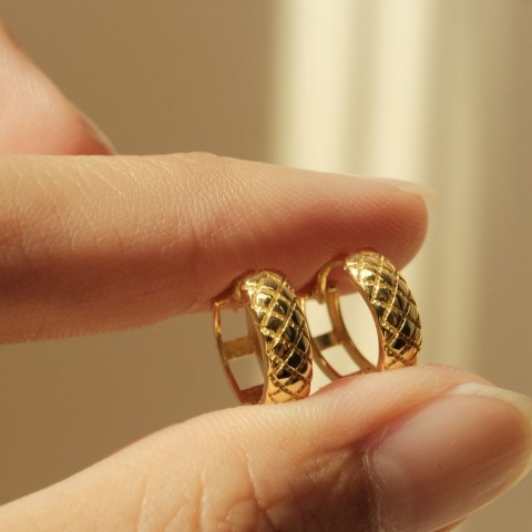 CALLA HOOP EARRINGS